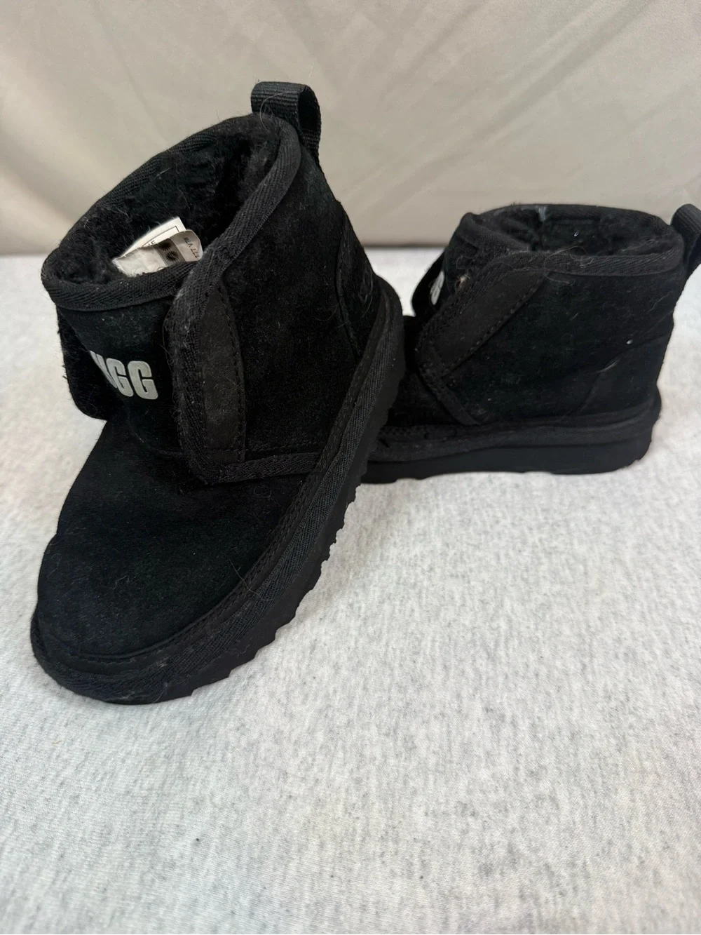 UGG Toddler Neumel EZ-Fit Suede Boots Black - Size 10
